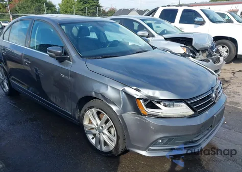 2017 Volkswagen Jetta Sel/Sel Premium z USA, uszkodzony, nr VIN 3VWL17AJ9HM391486